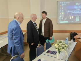 Секретарь СЖР Рафаэль Гусейнов принял участие в работе  X Международного Невского форума
