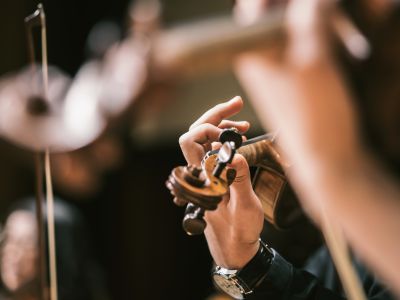 Билеты на Sinteza Orchestra. Советская эстетика (Филармония им. Пономаренко) / Концерт | Афиша | ИнфоТаймс