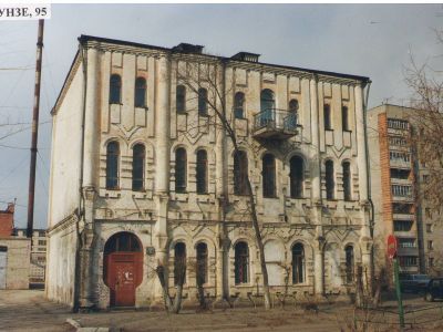 Дом Титова