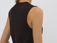 Жилет на пуговицах, Коричневый