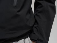 Ветровка из мембранной ткани с защитой от влаги и ветра