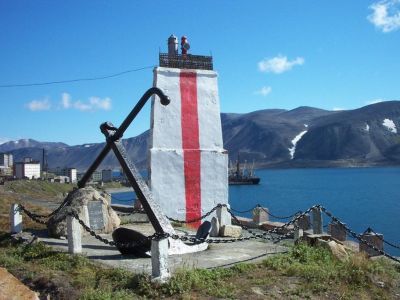 Памятный знак в честь 250-летия 1 Камчатской экспедиции