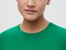 Джемпер с коротким рукавом и округлой горловиной