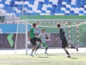 Определены финалисты чемпионата Якутии по мини-футболу