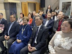 В Якутске открылась выставка к 85-летию Люлии Григорьевой