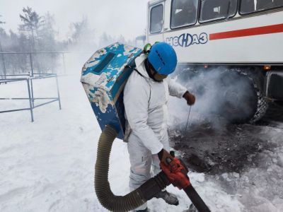 Спасатели провели учения по ликвидации аварийных разливов нефти в Кобяйском районе