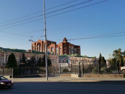 Комплекс Верхнего базара, (7 зданий),  1876 - 1877 гг.,  арх. А.М.Салько