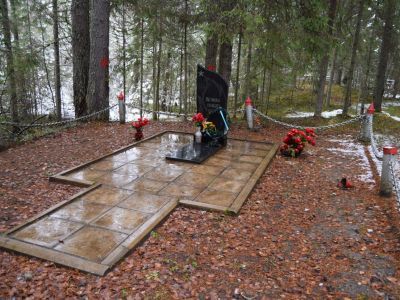 Братская могила