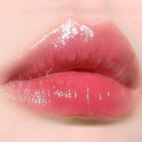 Увлажняющий тинт с глянцевым финишем hince Mood Enhancer Water Liquid Glow W012 Cherished