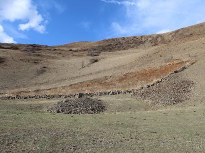 Остатки древнего кладбища