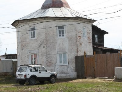 Здание аптеки Верхнежелезницкого завода