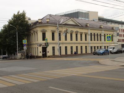 Уездное училище и дом, где жил чувашский просветитель П.М.Миронов