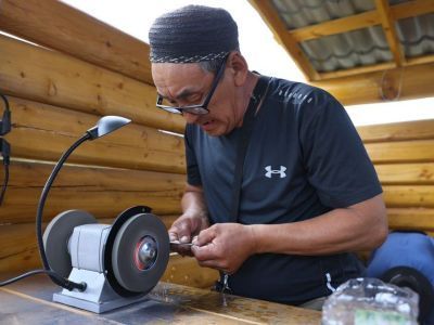 Впервые на конкурсе кузнецов Ысыаха Олонхо изготовят якутские ножницы