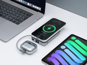 Внешний аккумулятор Deppa NRG Qi2 MagSafe 10000mAh 15W/LED-дисплей, подставка (33701) (серый)