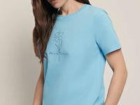 Футболка приталенного силуэта с принтом