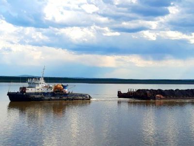 На реку Вилюй отправлен весь плановый объём грузов