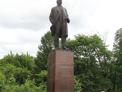 Памятник В.И. Ленину