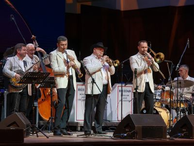 Билеты на Салют, Армстронг! (Филармония. Камерный зал) / Концерт | Афиша | ИнфоТаймс