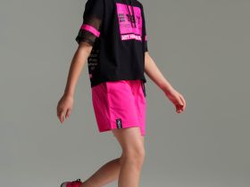 Комплект трикотажный для девочек: фуфайка (футболка), шорты