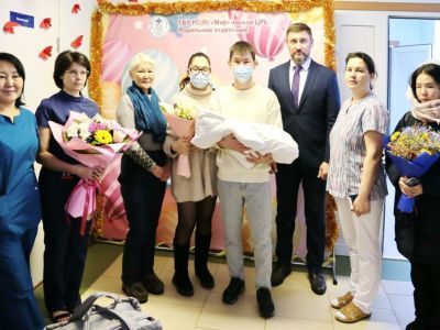 Каждому младенцу – меховой комбинезон