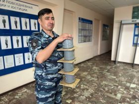 Транспортная полиция Якутии провела день открытых дверей для школьников