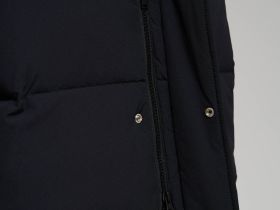 Утепленная куртка с капюшоном