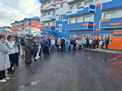 В Томмоте Алданского района Якутии сдали новый дом на 50 квартир