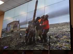 В Якутске представили книгу об экспедиции на остров Беннетта