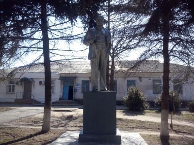 Памятник В.И. Ленину