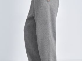 Спортивные брюки широкого кроя на высокой посадке