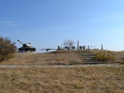 Братская могила советских воинов, погибших в период Сталинградской битвы