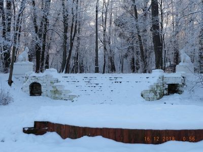 Белокаменная лестница
