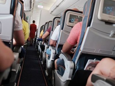 В Госдуме предложили обязать авиакомпании не рассаживать детей и родителей
