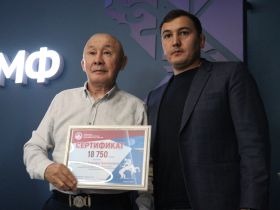 В Якутске чествовали призёров чемпионата России по вольной борьбе