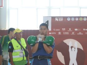 Намский улус приехал в качестве фаворита в гиревом спорте Игр Манчаары