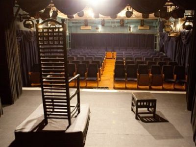 Московский детский музыкально-драматический театр. Драматическая сцена