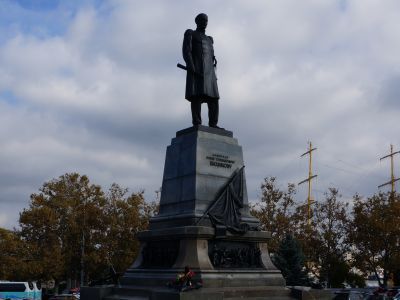 Памятник русскому флотоводцу адмиралу П.С. Нахимову