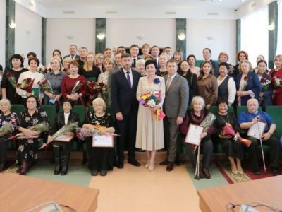 Награды в честь Дня учителя