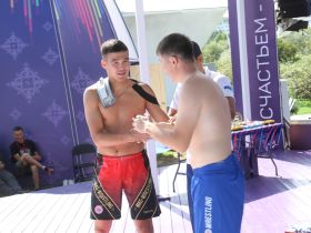 Определены победители международного турнира по мас-рестлингу компании «Железные дороги Якутии»