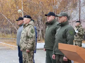 В Якутске отметили День ОМОН «Бизон» вручением черных беретов и наград бойцам