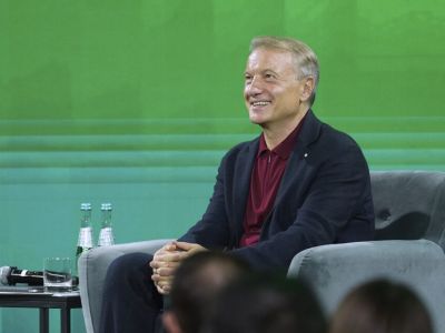 Герман Греф: ИИ открывает большие перспективы в образовательной системе