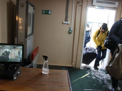 В аэропорту Мирного усилен температурный контроль пассажиров