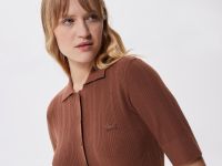 Женское платье Lacoste приталенного кроя на пуговицах