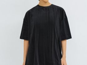 Бархатная футболка, Черный