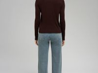 Свитер женский