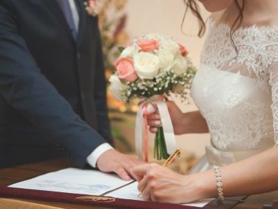 Фиктивный брак с иностранцем расторгли в Якутии