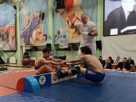 В Москве мас-рестлеры России своими победами почтили память олимпийского чемпиона Р.М. Дмитриева