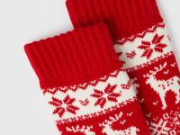 Носки с новогодним узором, Красный