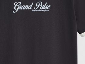 Футболка с текстовым принтом, Коричневый