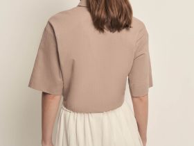 Блузка из хлопка и льна с завязками на поясе